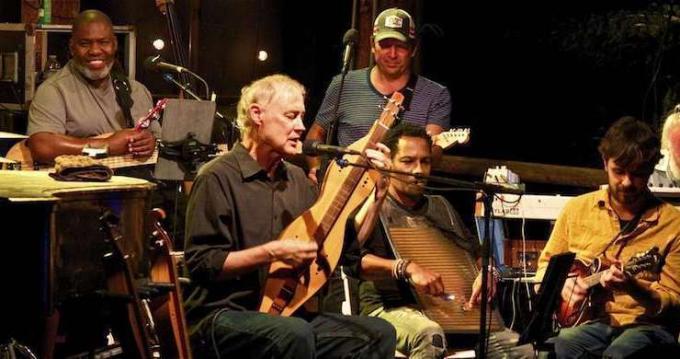 Amos Lee & Bruce Hornsby and The Noisemakers at MGM Grand Theater at Foxwoods