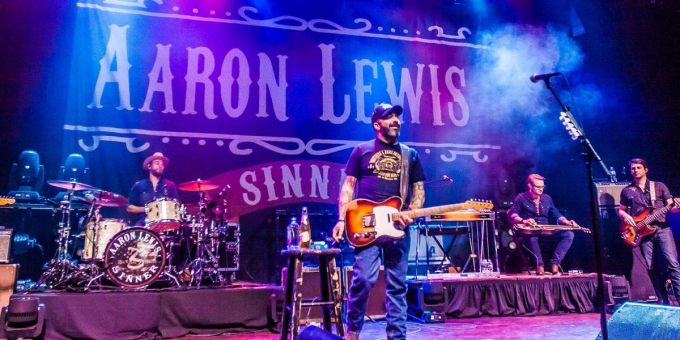 Aaron Lewis at MGM Grand Theater at Foxwoods