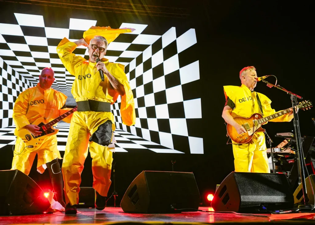 Devo tickets